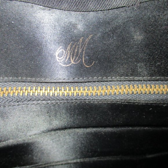 *Vintage Morris Moskowitz Black Peau de Soie Petite Satchel Lucite Clasp - Picture 5 of 6